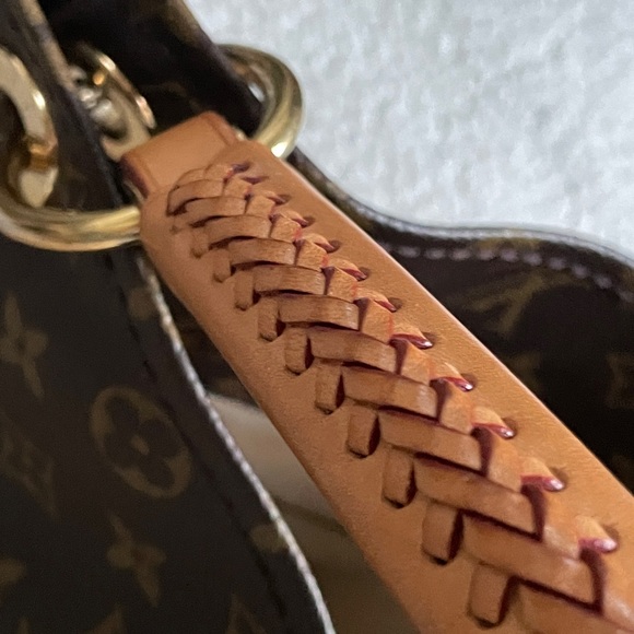 Beautiful ๐Louie Vuitton๐ Arsty MM - Picture 5 of 14